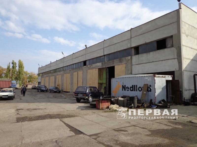 Warehouse base of industrial market district “7-th kilometer”