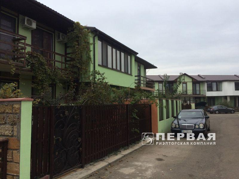2-x level apartments with their own yard!  RC “Academicheskiy”.