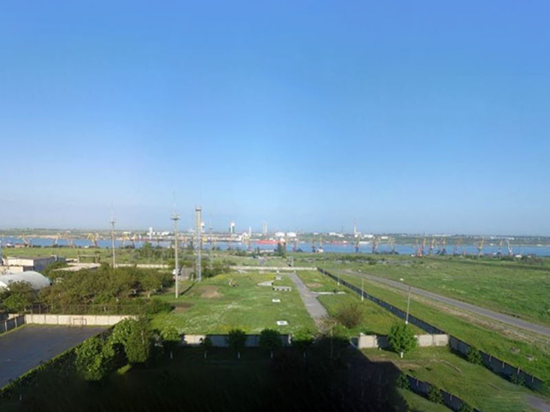 Plot near the port of Yuzhny, 11 hectares. Under the elevator, tank farm, port warehouses