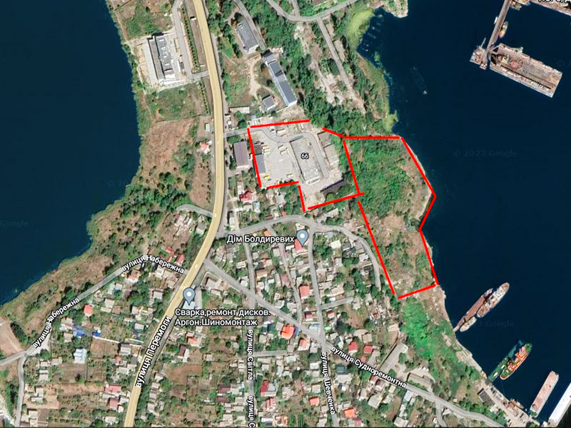 Plot 2,4 ha with a berthing line in the Black Sea Port
