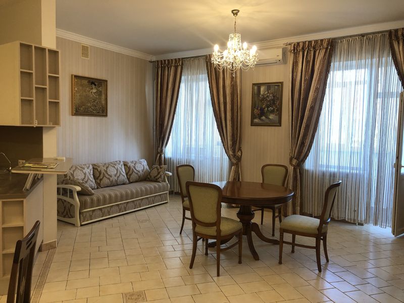 3x com apartment of Karkashadze house