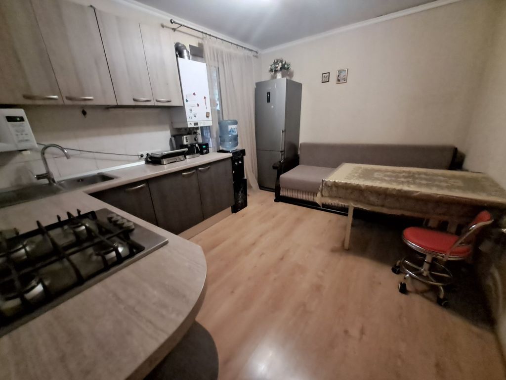 Selling a renovated apartment.