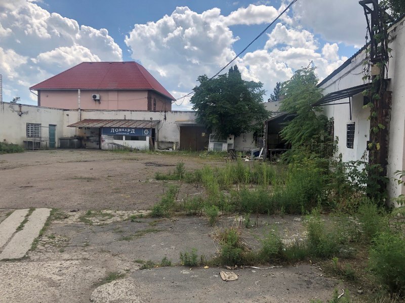 Production and storage facilities, 7I'm from Peresypsk
