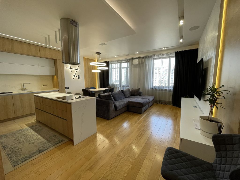 Selling penthouse on Marshal Govorova, 8city. Residential complex  “Armeyskiy”.