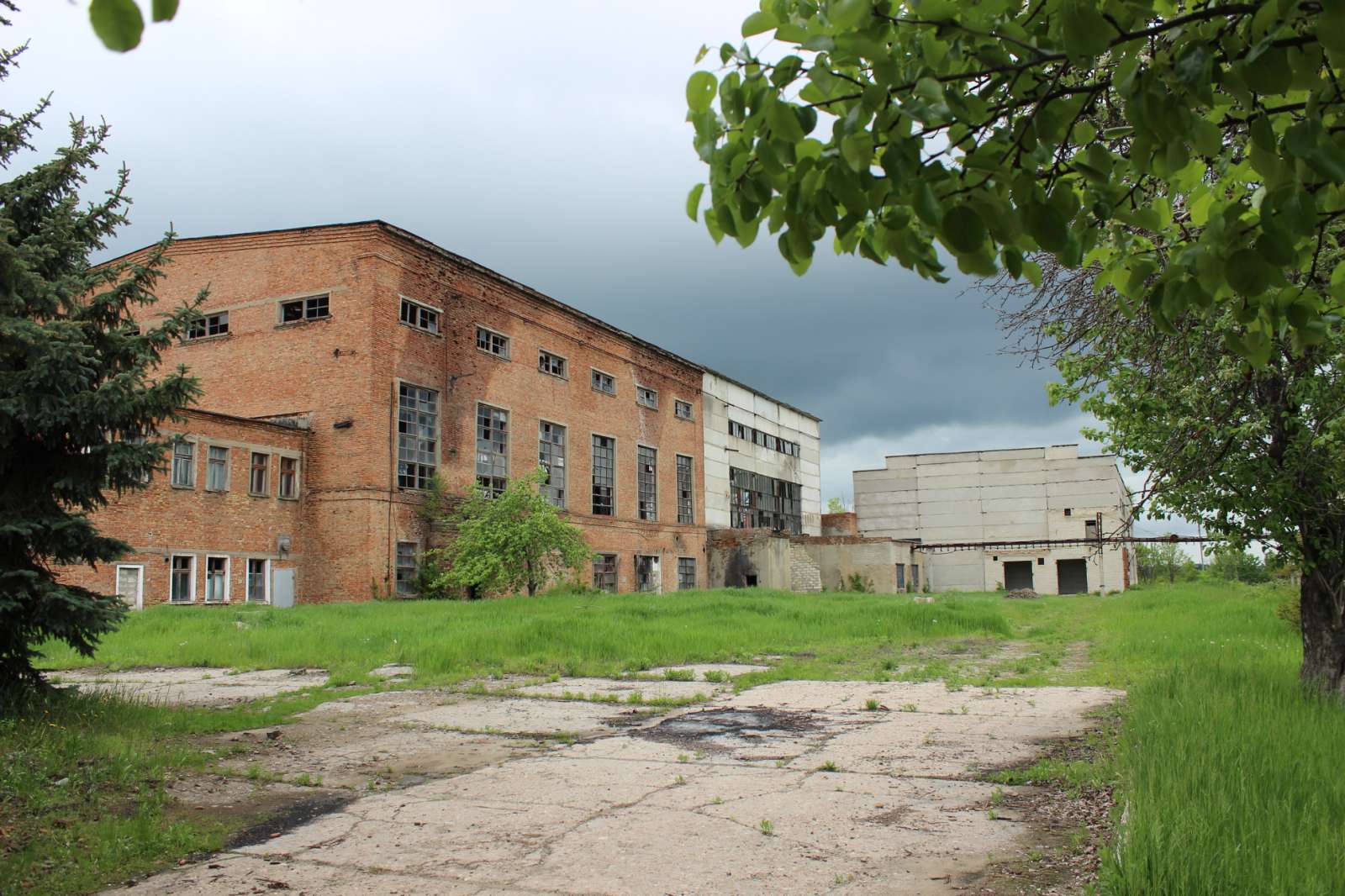 Prom. object 15 000 m2, 4,7 MW, industrial park. Podilsky District