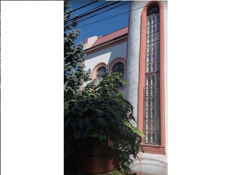 Selling a house in Chernomorka