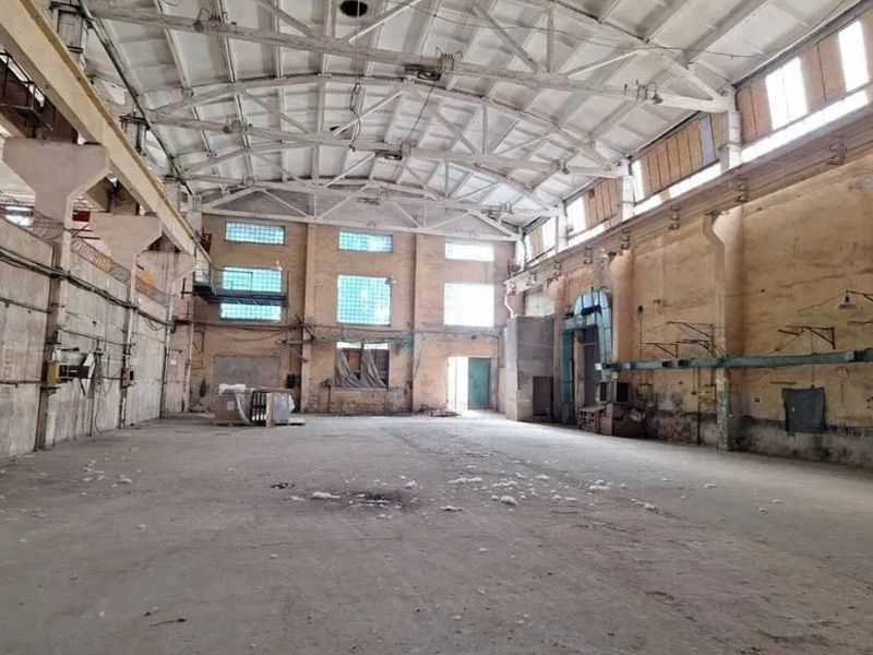 Сдам склад на Комитетской. Центр. 1388 кв.м