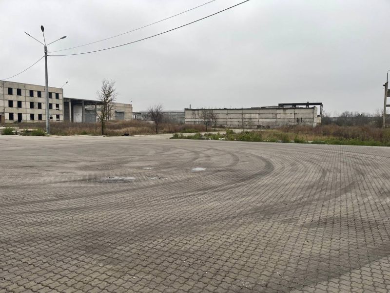 Аренда новых складов на Кулиндорово. 4000 кв.м.