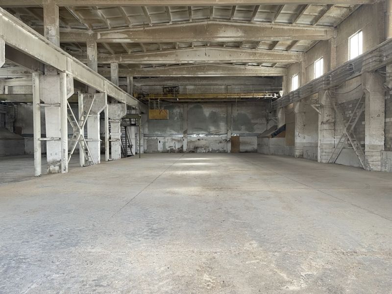 Помещение под склад или производство. Объездная дорога