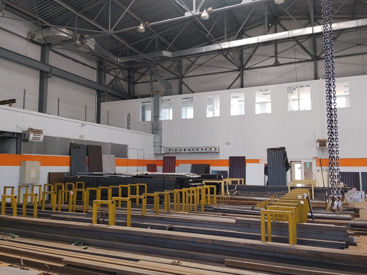 Продам производственные помещения 1230м2