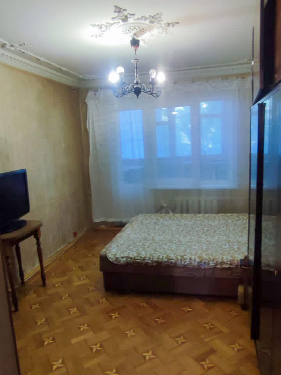 Трёхкомнатная квартира на ул. Семьи Глодан (Ильфа и Петрова), 3/9 эт. кооперативного дома