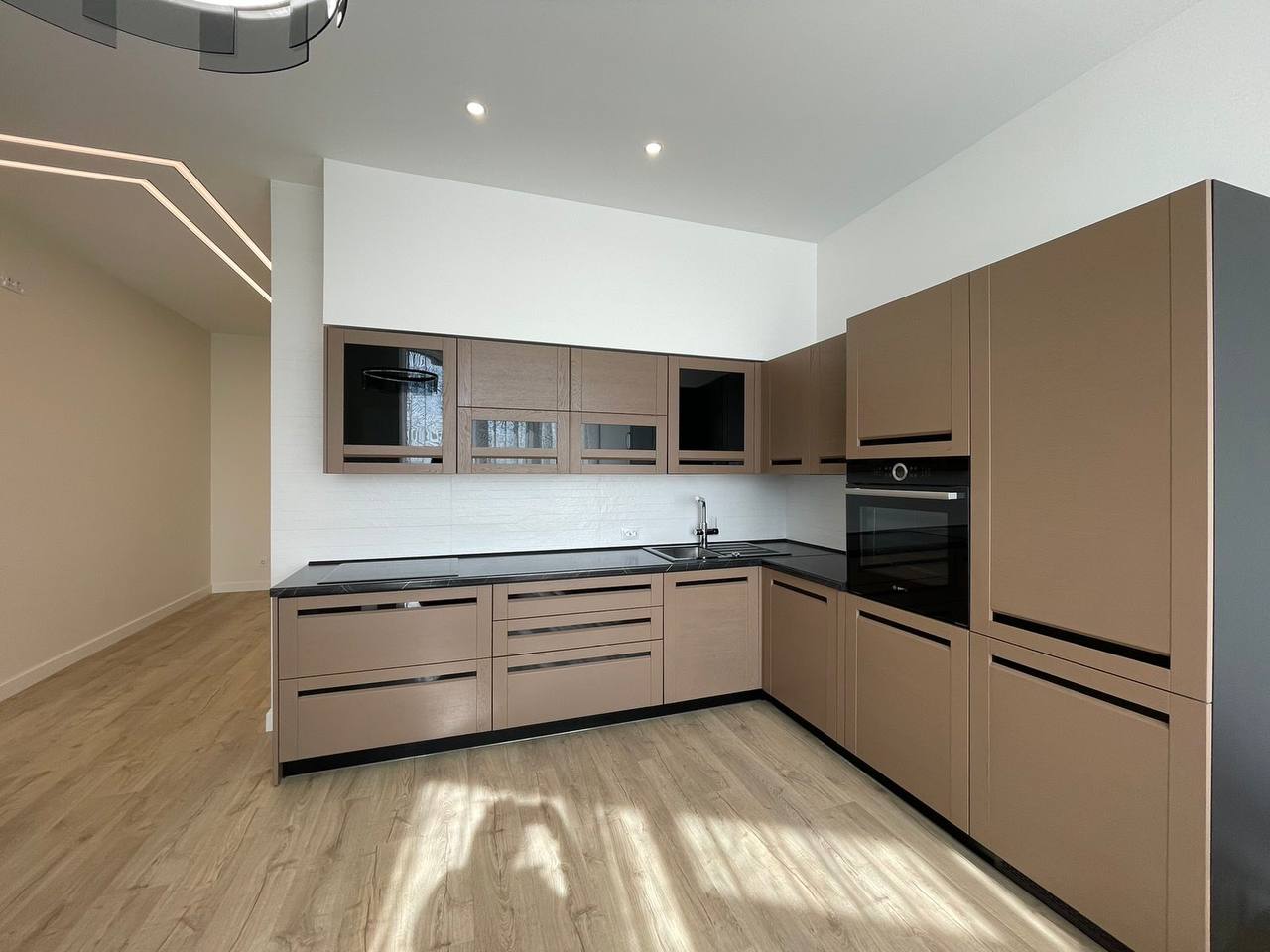 Продам 2х ком квартиру, Музкомедия, жк “50 Жемчужина”