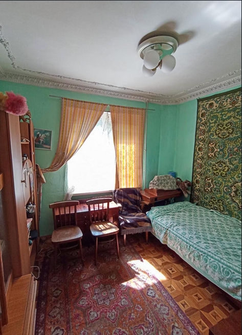 Трёхкомнатная квартира на ул. Семьи Глодан (Ильфа и Петрова), 3/9 эт. кооперативного дома