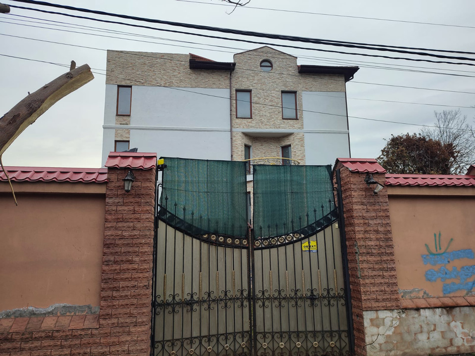 Здание под пансионат, медицинский центр